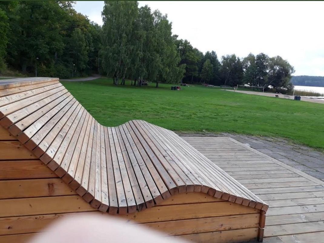 Close To The Metro And The Beach!!! With A View Of The Scandinavian Forest ストックホルム エクステリア 写真